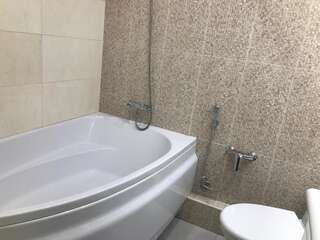 Апартаменты Apartment near Dnipro Arena Днепр Апартаменты с видом на реку-10