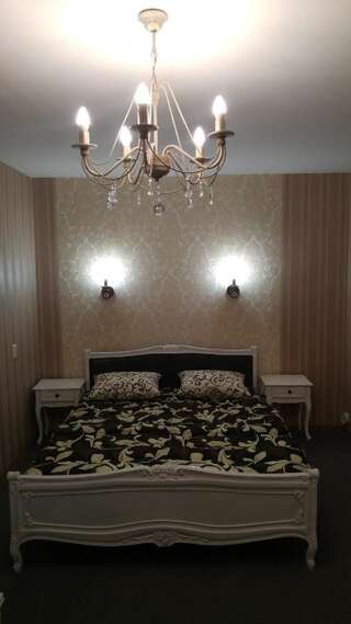 Апартаменты Apartment near Dnipro Arena Днепр Улучшенные апартаменты-2