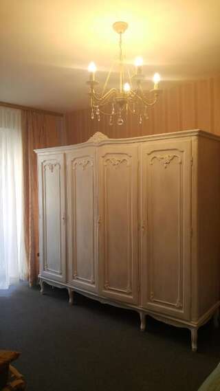 Апартаменты Apartment near Dnipro Arena Днепр Улучшенные апартаменты-4